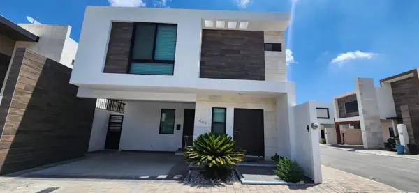Casa en venta en Privanzas del Campestre (Mónaco)