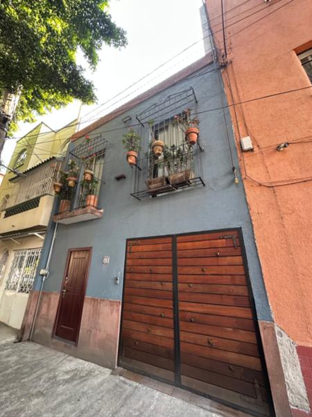 Bonita casa remodelada en la colonia Roma Sur muy cerca de Parque Delta
