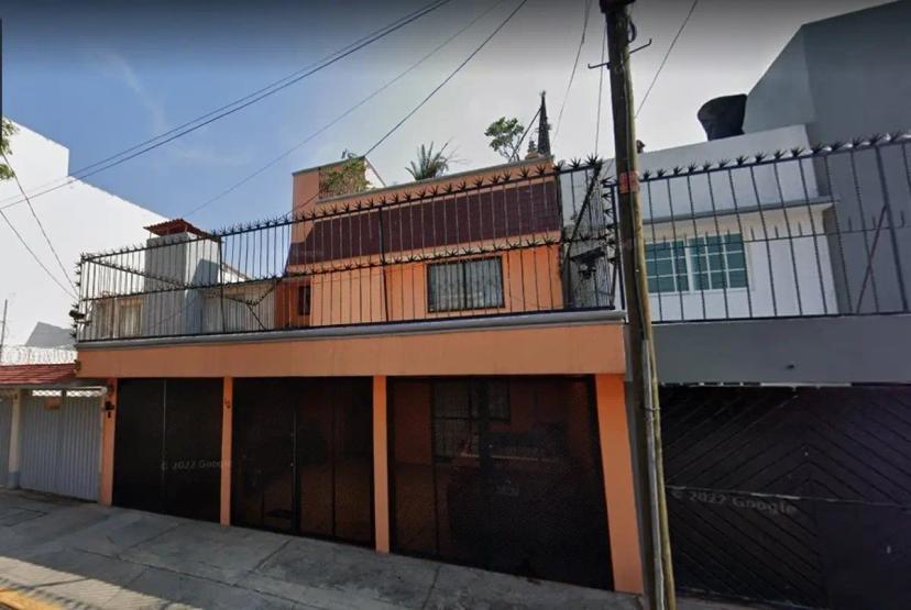 Foto 0 de Venta de Casa en Lomas Estrella, Iztapalapa con amplio jardín y 4 recámaras | Id nn-hbp349