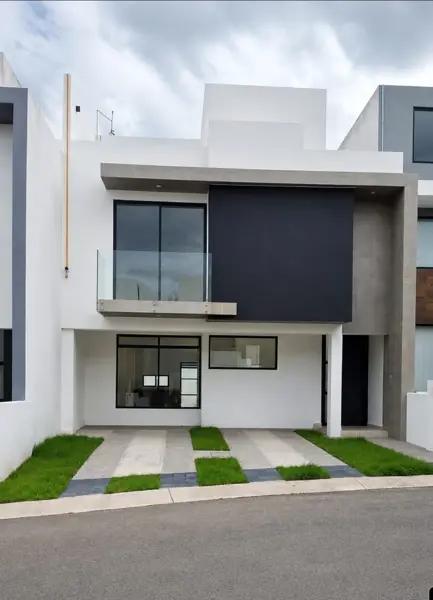 Venta de Casa en Grand Juriquilla, Querétaro - En Privada con Vigilancia