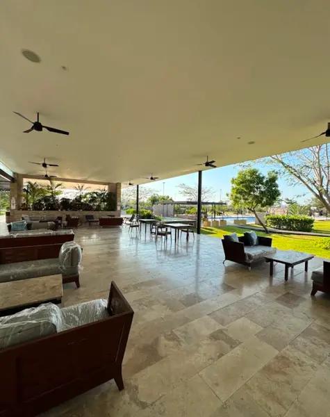 Terreno en venta en Residencial Club Norte Mérida, Mérida, Yucatán