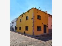 Casa amueblada en renta en el Centro Histórico de Querétaro | Terraza con vista
