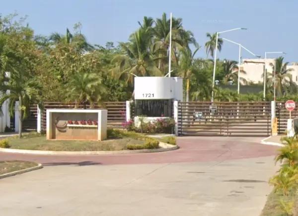 Casa en Venta en Acapulco, Playa Diamante - Oportunidad Habitacional