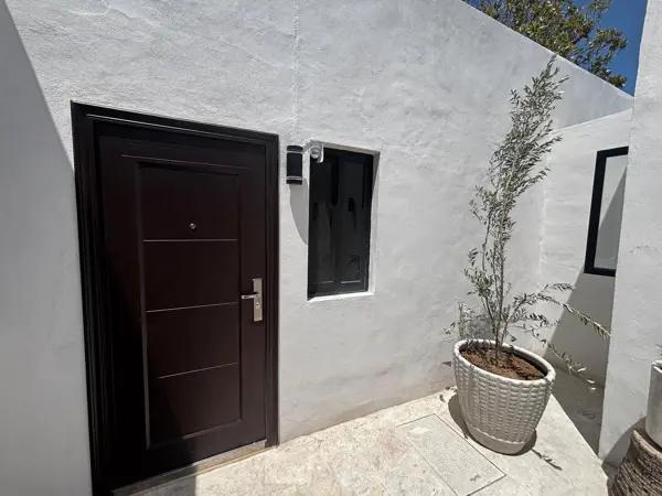 DEPARTAMENTO AMUEBLADO EN RENTA, COL. SAN ISIDRO