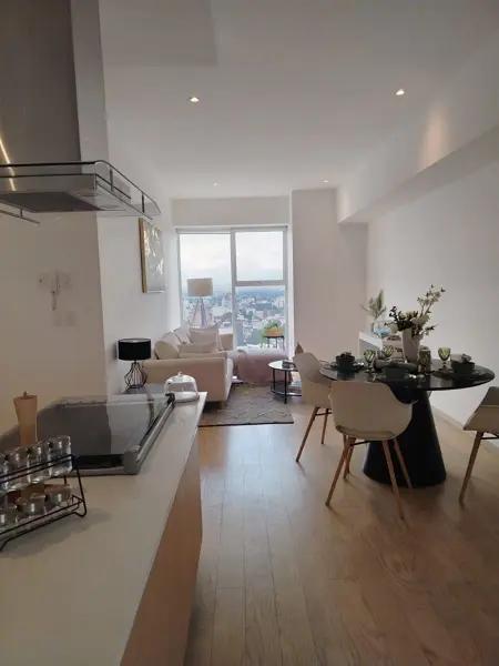 Se vende departamento en Portales Norte.