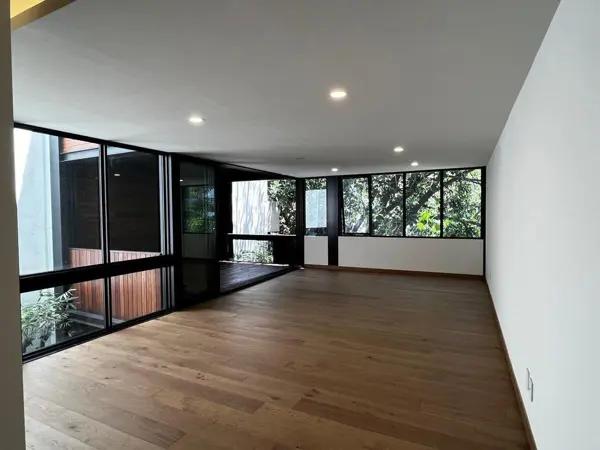 En venta departamento en Miguel Hidalgo.