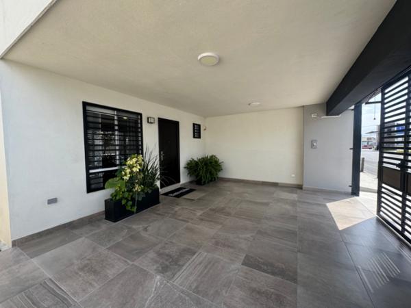 Casa en Venta en Apodaca en Privada con Amenidades y Cerca de Todo
