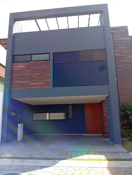 HERMOSA CASA EN VENTA en lomas de Angelopolis III
Ubicada en parque Querétaro HERMOSA CASA EN VENTA en lomas de Angelopolis III
Ubicada en parque Querétaro
