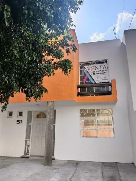 Se vende casa en Misión de Santa Sofia, Querétaro.