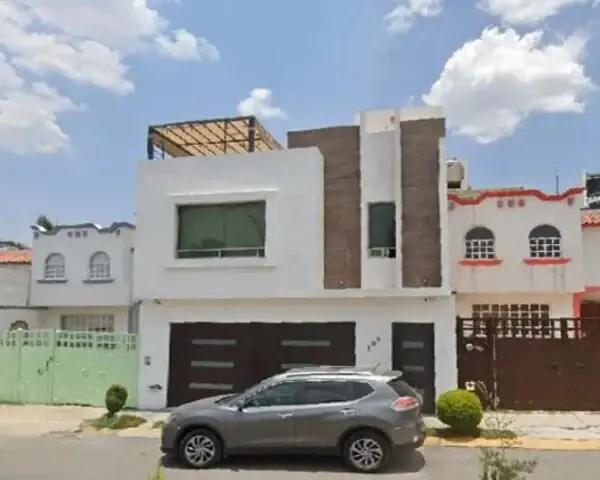Venta de Casa en La Puerta de Hierro, Pachuca de Soto, Hidalgo: Espaciosa y con acceso integral Venta de Casa en La Puerta de Hierro, Pachuca de Soto, Hidalgo: Espaciosa y con acceso integral