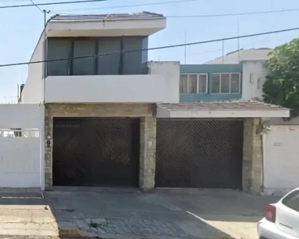 Venta de Casa en Jardines de San Manuel, Puebla - Espaciosa y Bien Ubicada Venta de Casa en Jardines de San Manuel, Puebla - Espaciosa y Bien Ubicada