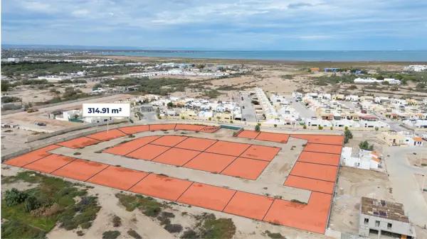 Terreno en Venta en El Centenario con Servicios y Exclusivo Acceso Controlado