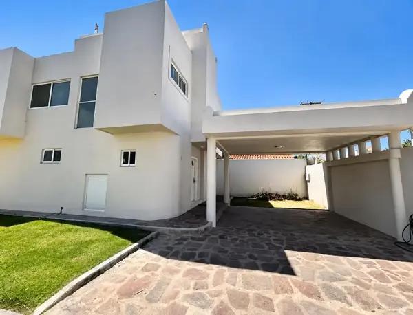 CASA EN PRIVADA, VILLAS DE IRAPUATO