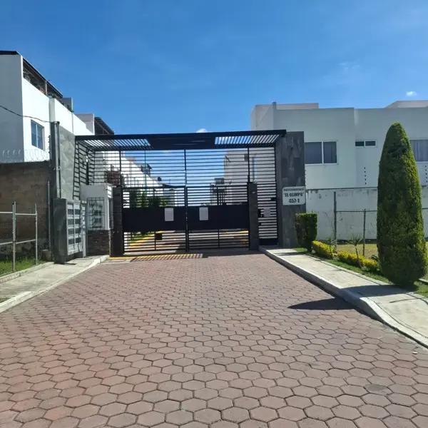 CASA EN VENTA EN FRACCIONAMIENTO SAN FRANCISCO OCOTLAN