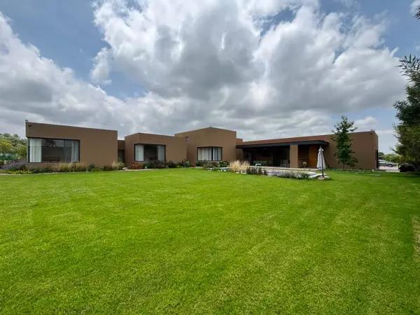 Propiedad CAMPESTRE con vista a BERNAL