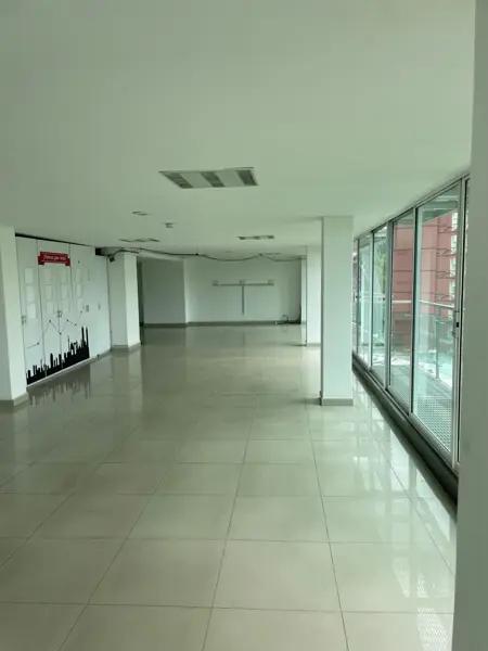 SE RENTA OFICINA EN COLONIA EN CUAUHTÉMOC