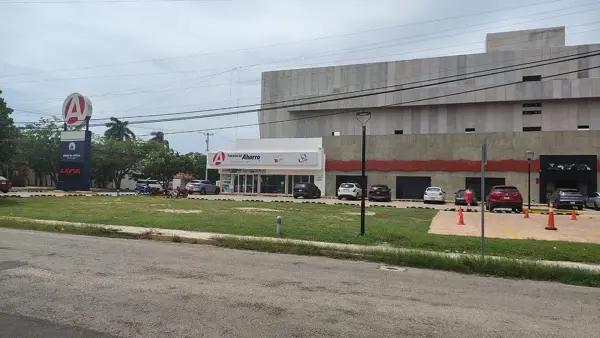 Terreno Comercial en renta sobre Av. García Lavín, Montebello, Mérida, Yucatán