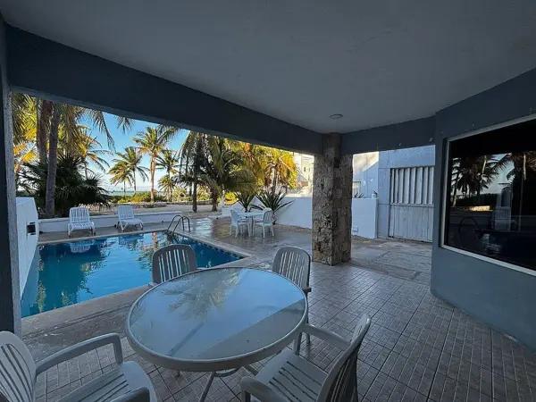 Villa Amueblada Frente al Mar en Venta en San Bruno, Costa Esmeralda, Yucatán