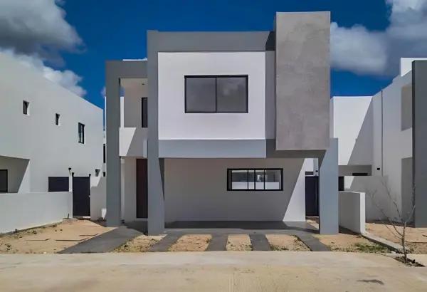 Casa en Venta en Privada Tamora en Conkal con Paneles Solares