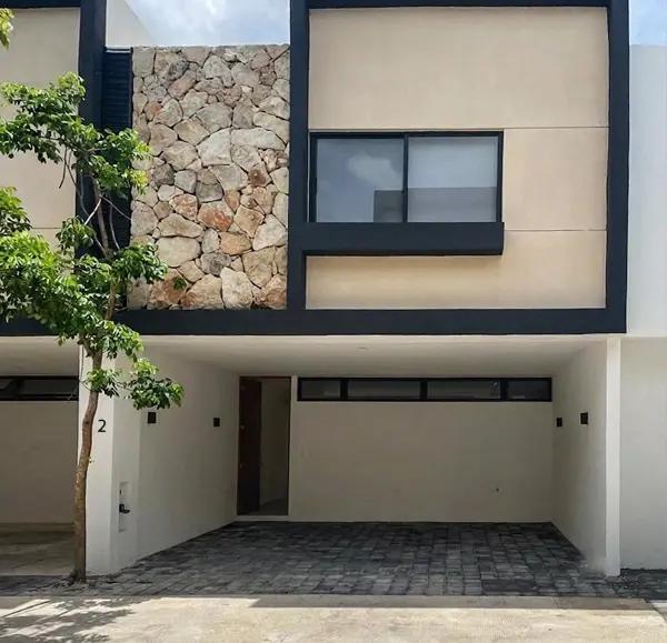 Townhouse en Renta en Alta Teyra TH, Montebello