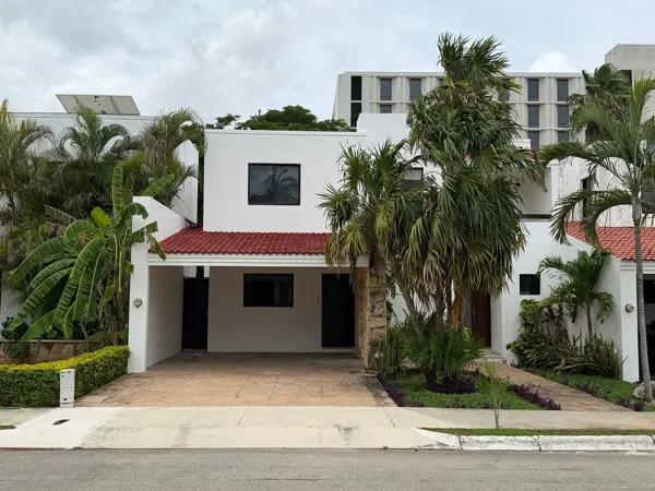 Casa(40) en Venta en Privada Cocoyoles en Santa Gertrudis Copó