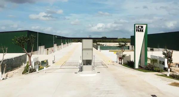 Bodega Industrial(B) en Venta en Lok Park, Sobre la Carret. Mérida - Cancún Bodega Industrial(B) en Venta en Lok Park, Sobre la Carret. Mérida - Cancún