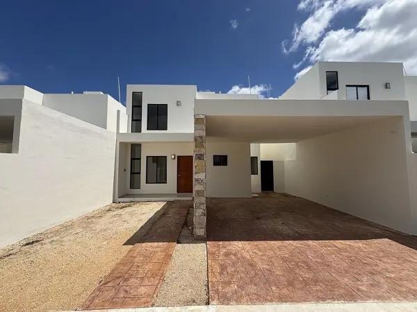 Casa Nazaret Plus en Venta en Privada Nadira, Conkal