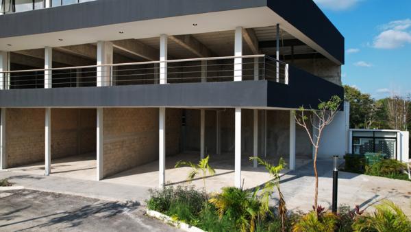 Local(PB-19) en Venta en Nubia Villa Comercial en Conkal