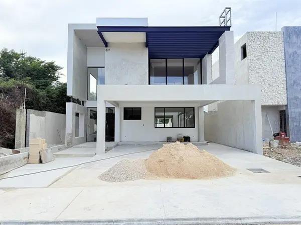 Casa de Lujo(40) en Privada Blanca Residencial en Mérida, Yucatán