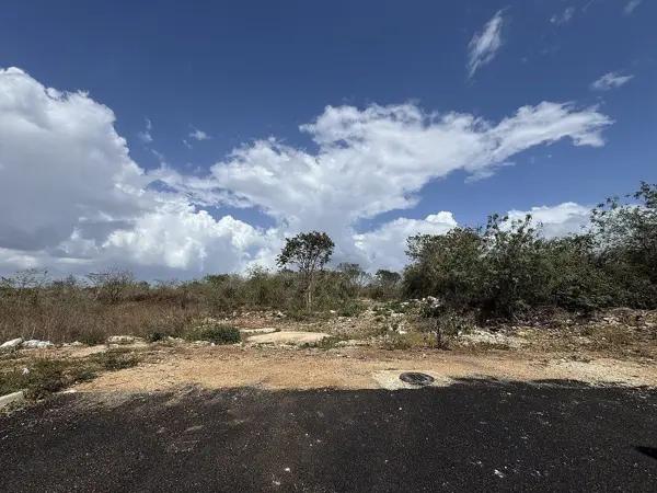 Terreno en Venta en Teya a Pocos Metros de la Carret. Mérida - Cancún