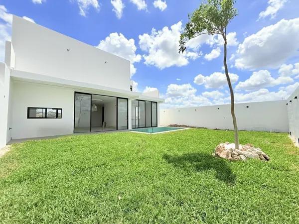 Casa(4R) en Venta en Privada Residencial Camelia en Conkal