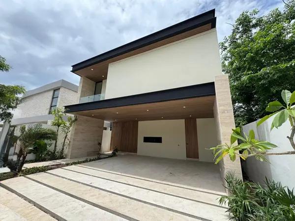 Casa (112)  en VENTA en Tamara al norte de Mérida, Yucatán