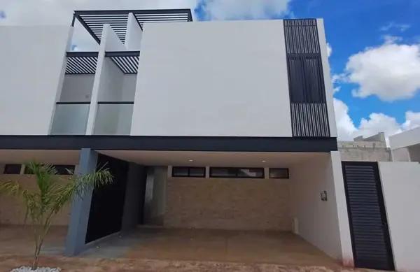 Townhouse Plus en Venta en Privada Ya'ax-beh en Conkal Townhouse Plus en Venta en Privada Ya'ax-beh en Conkal