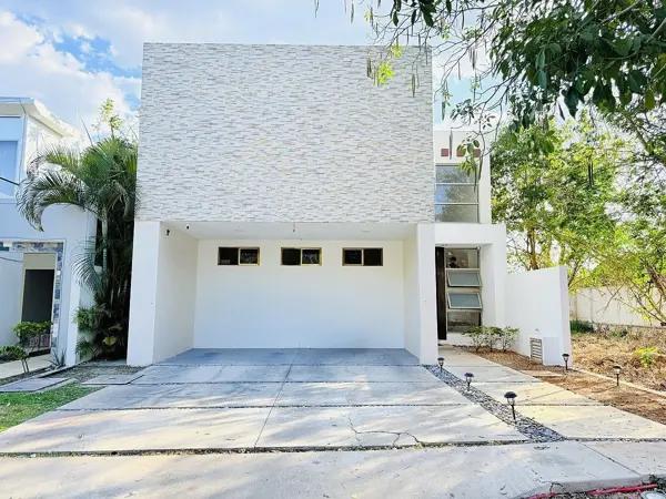 Casa en Venta en Parque Central Casa en Venta en Parque Central
