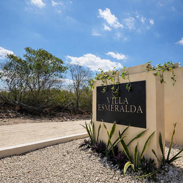 Terreno(297) en Venta en Villa Esmeralda, Tixkokob, Yuc.