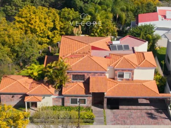 CASA EN VENTA EN PUERTA DE HIERRO, ZONA DIAMANTE, ZAPOPAN CASA EN VENTA EN PUERTA DE HIERRO, ZONA DIAMANTE, ZAPOPAN