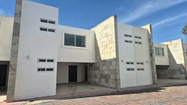 CASA EN RENTA  VILLA ZAVALETA, CAMINO REAL, ZAVALETA