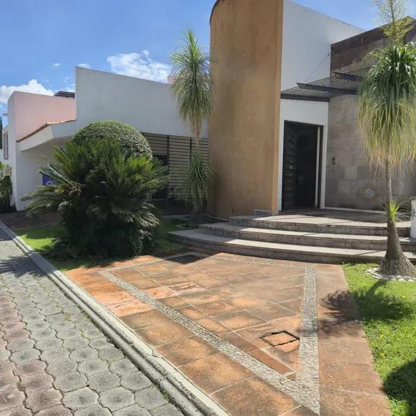CASA EN VENTA DE 1 PISO EN LA CARCAÑA SAN PEDRO CHOLULA PUEBLA