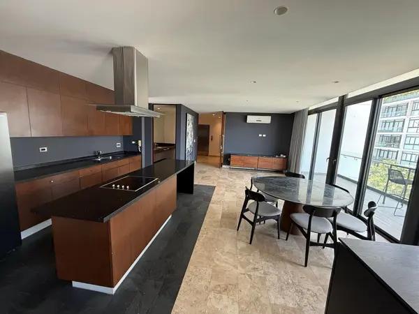 Departamento Super Equipado de 3 Recámaras en Venta en La Vista Luxury Tower