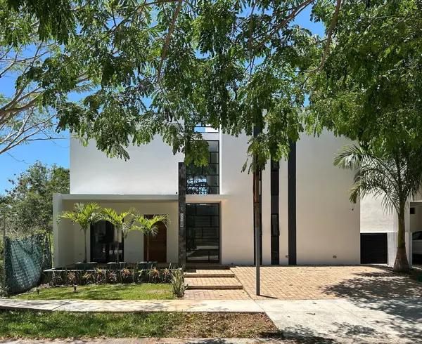 Casa en Venta en Privada Ravenna, Cabo Norte