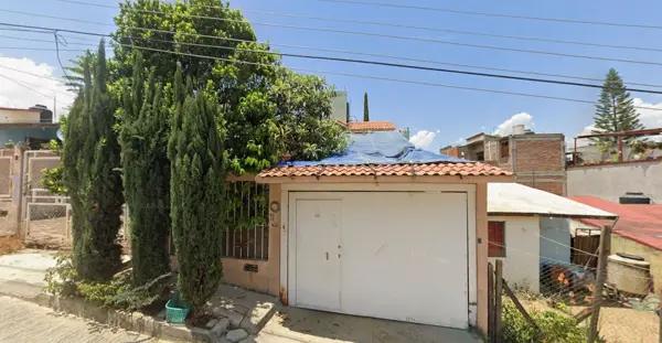 CASA EN VENTA EN LOS ÁLAMOS, OAXACA DE JUÁREZ, OAXACA.