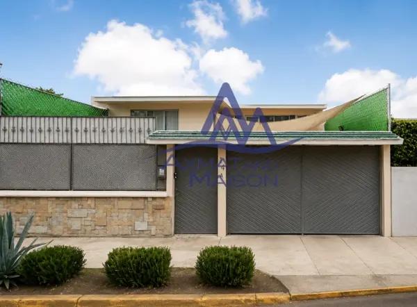 Casa en Venta en Jardines de la Florida, Naucalpan de Juárez, México - Oportunidad Habitacional