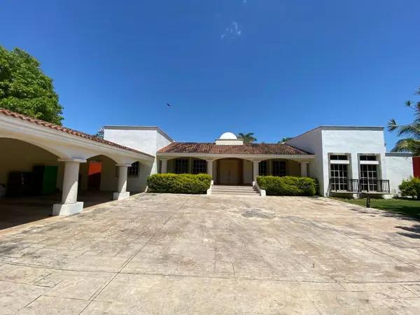 Casa "Atenea" en Venta en Santa Rita Cholul, Mérida Casa "Atenea" en Venta en Santa Rita Cholul, Mérida
