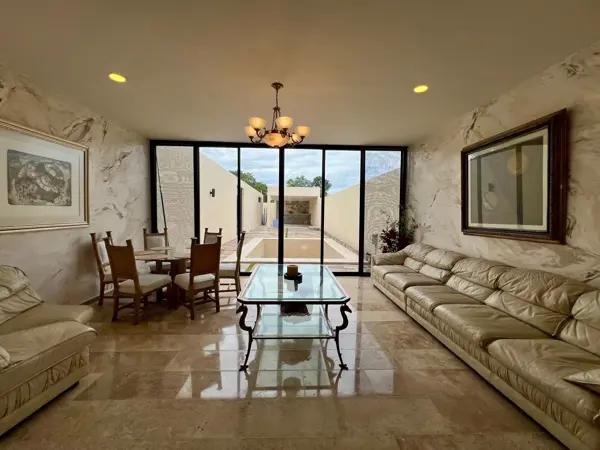 Casa en Venta con Terreno Excedente y Paneles Solares en Dzitya Casa en Venta con Terreno Excedente y Paneles Solares en Dzitya