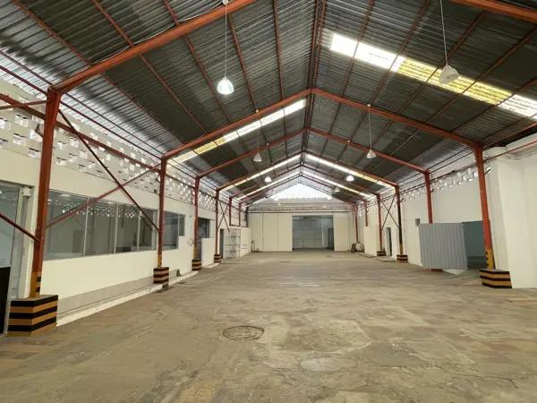 ¡Potencia tu negocio en el corazón de Mérida! Bodega Comercial en Renta