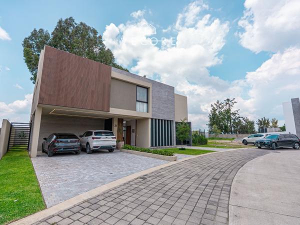 CASA EN VENTA EN ZONA REAL, HACIENDA SAN ACASIO, ZAPOPAN