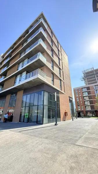 Local Comercial en Renta en Torre Caliza-Esquina con Vista a la Avenida |