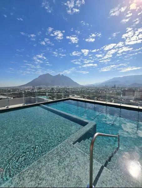 Departamento en Renta – Torre Una, Santa Lucía | 3 Recámaras