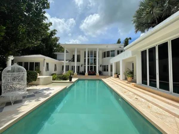 House Fully Furnished for Sale at La Ceiba Golf Club