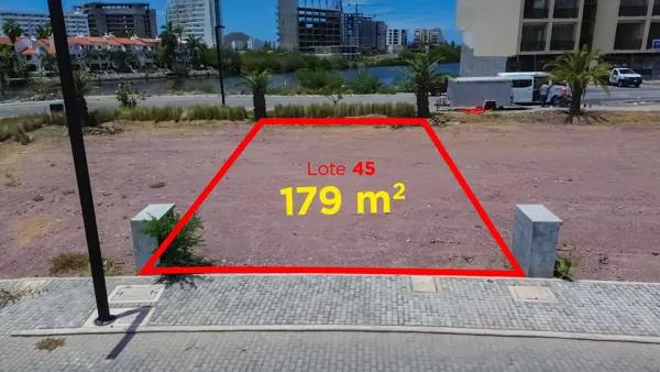 Lote Residencial en comunidad de Golf y Marina en Mazatlán